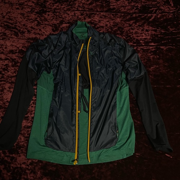 NWOT | Brooks Fusion Hybrid Weatherproof Jacket Men's Color Green/Blue Size S - Picture 2 of 2